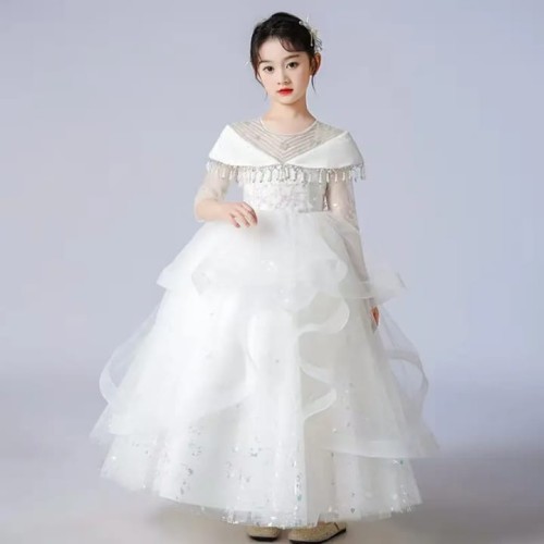 WHITE COMFY GOWN