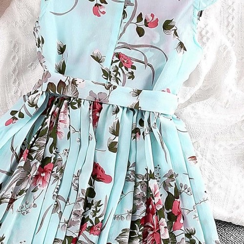 Floral plate sky
