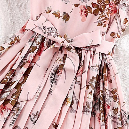 Floral plate pink