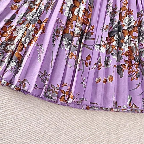 Floral plate purple