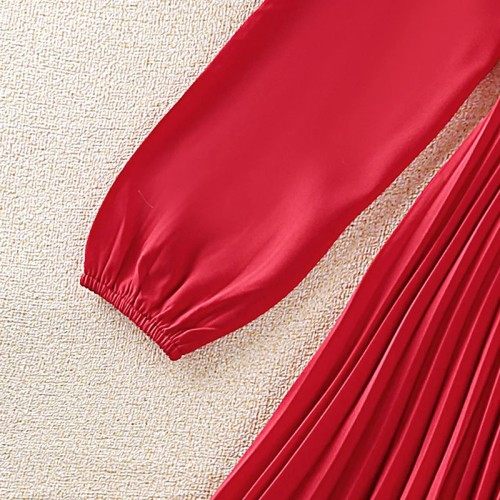 RED PLATE DRESS
